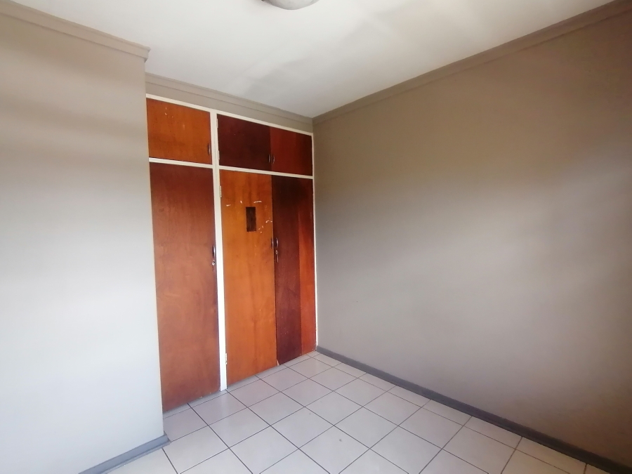 2 Bedroom Property for Sale in Adamayview North West